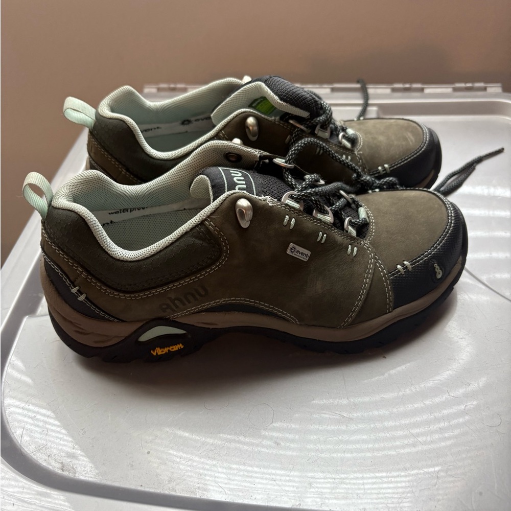Ahnu Vibram sole hiking shoes